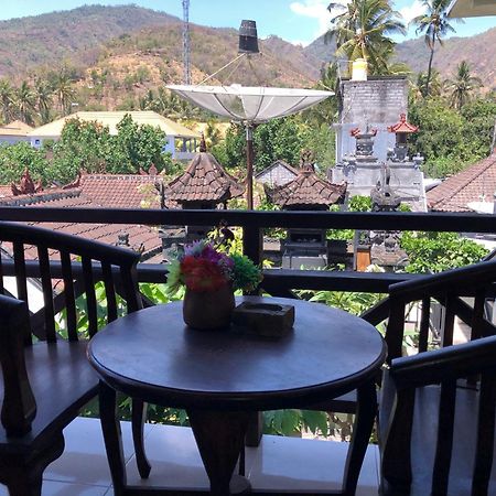 Tira Amed Homestay Extérieur photo