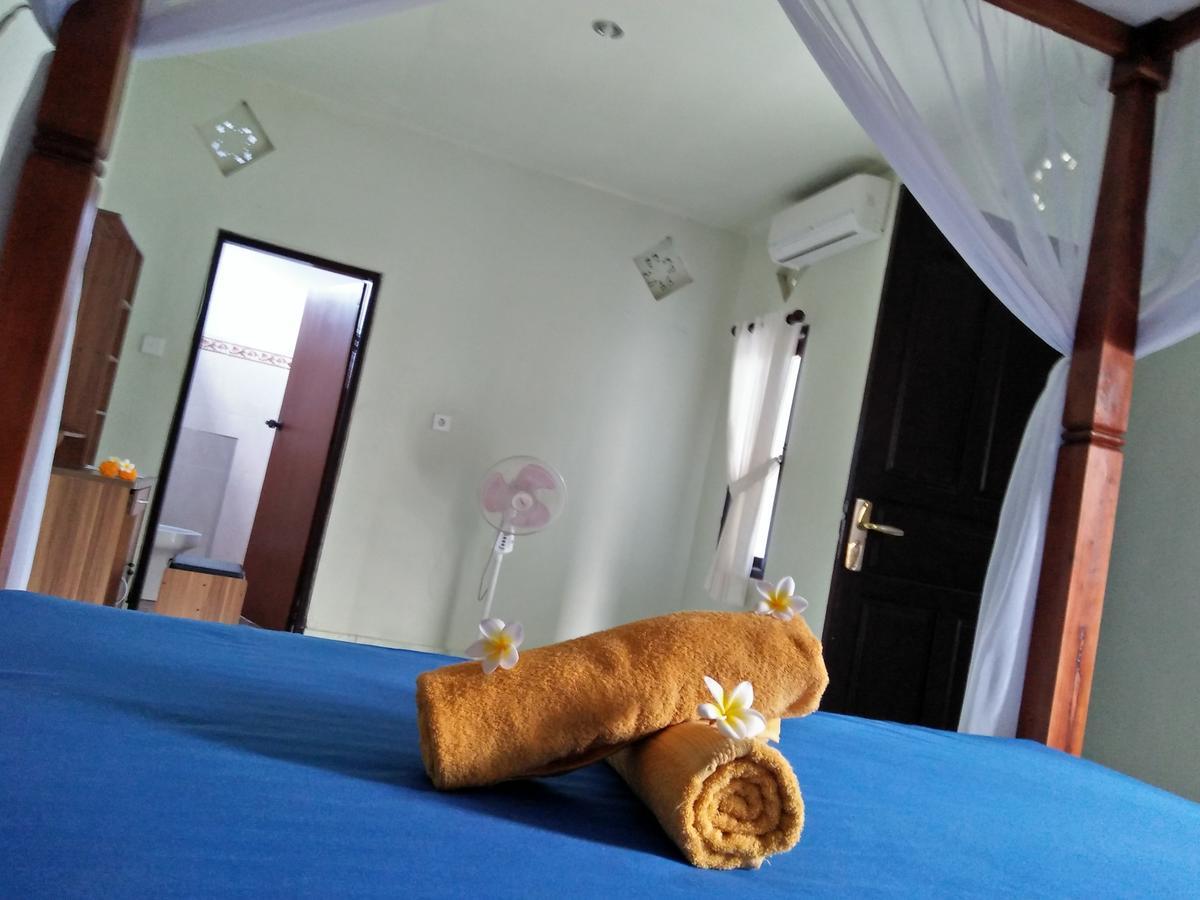 Tira Amed Homestay Extérieur photo