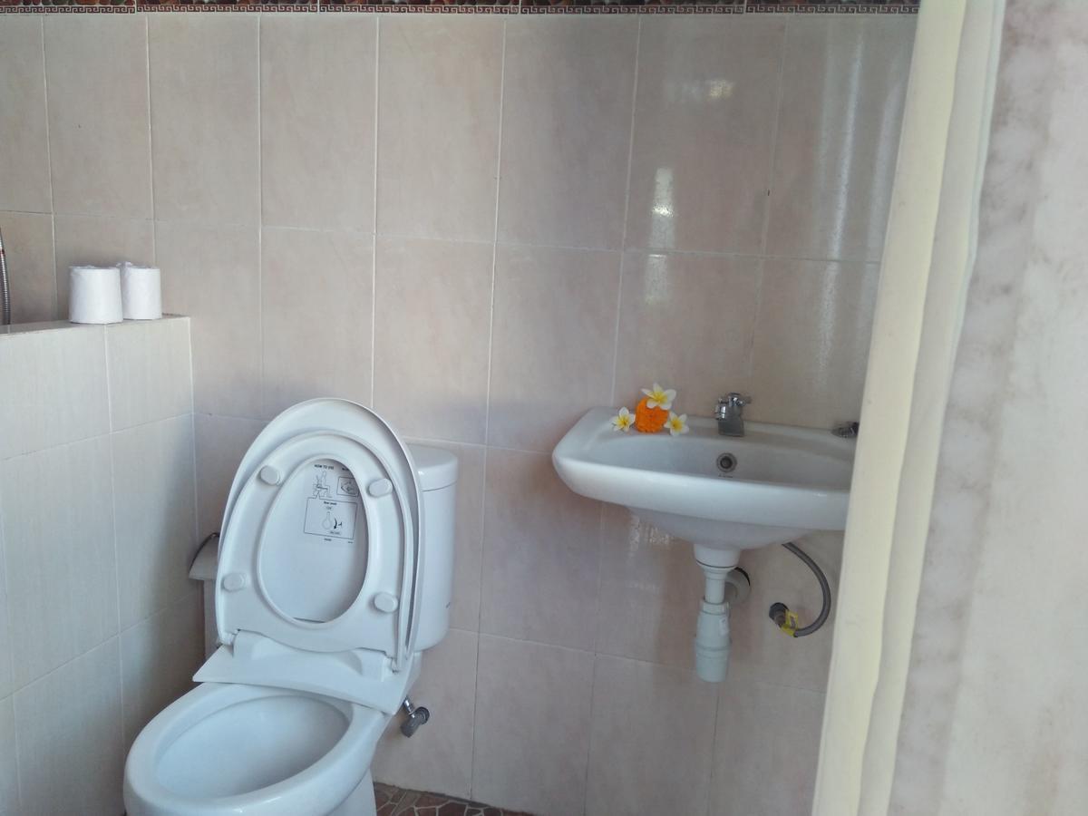Tira Amed Homestay Extérieur photo