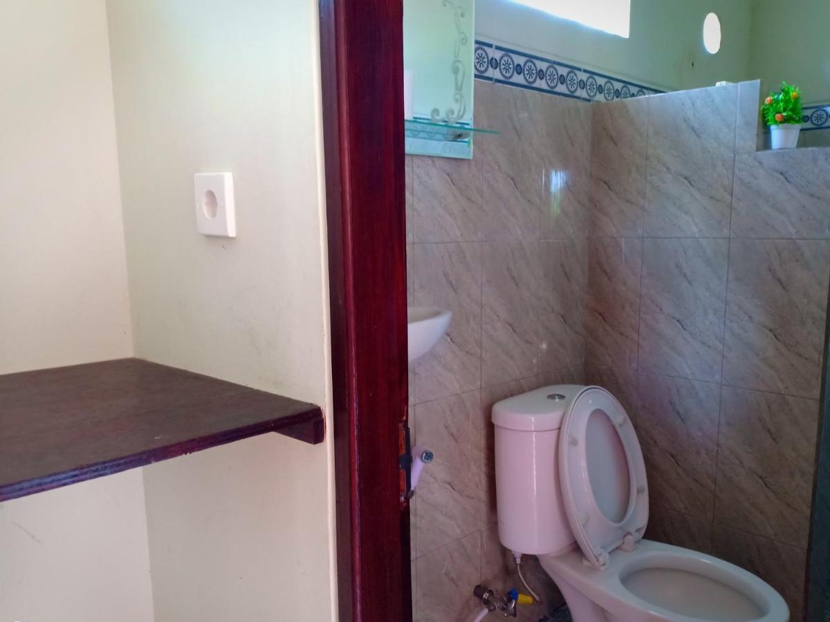 Tira Amed Homestay Extérieur photo