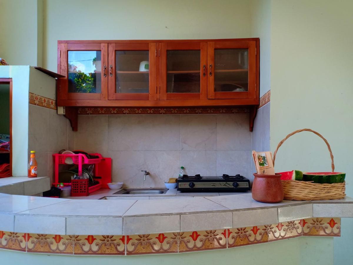 Tira Amed Homestay Extérieur photo
